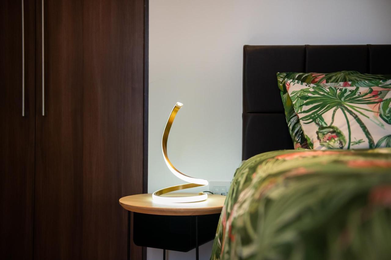 London Nino Apartments Екстериор снимка