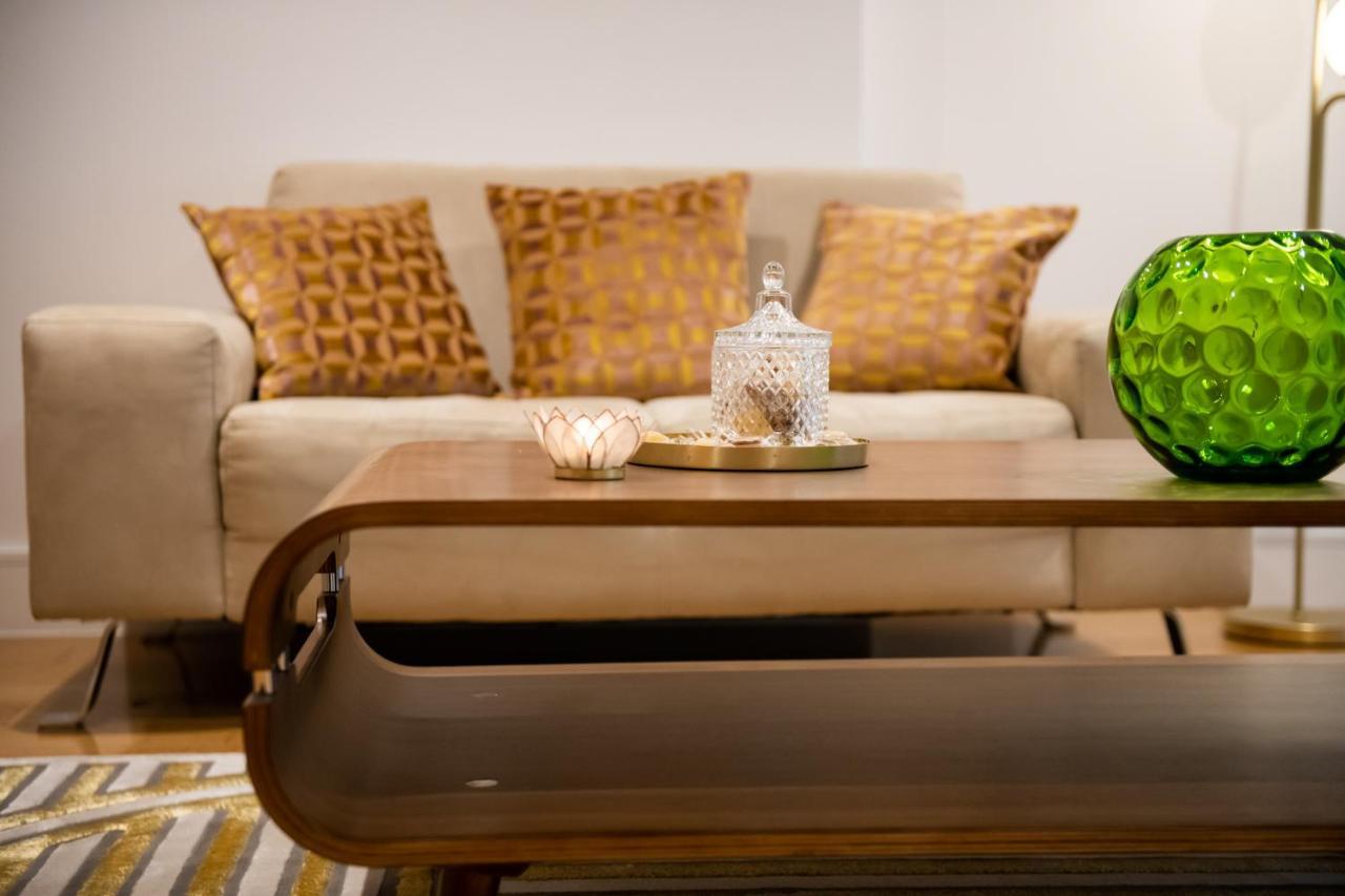 London Nino Apartments Екстериор снимка