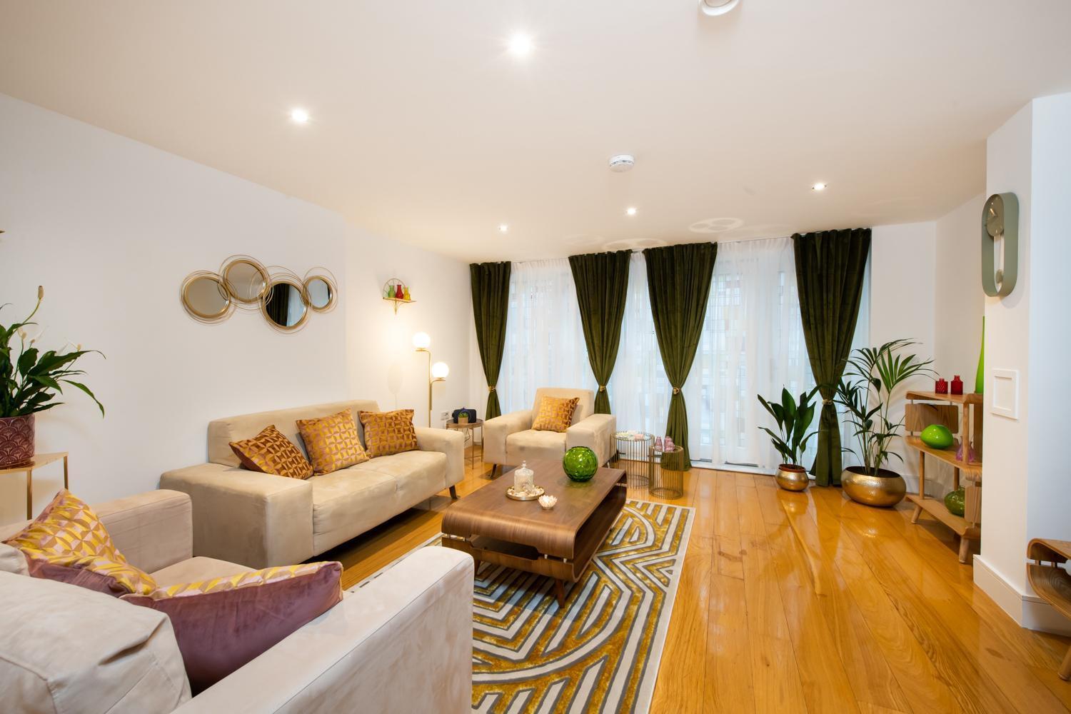 London Nino Apartments Екстериор снимка